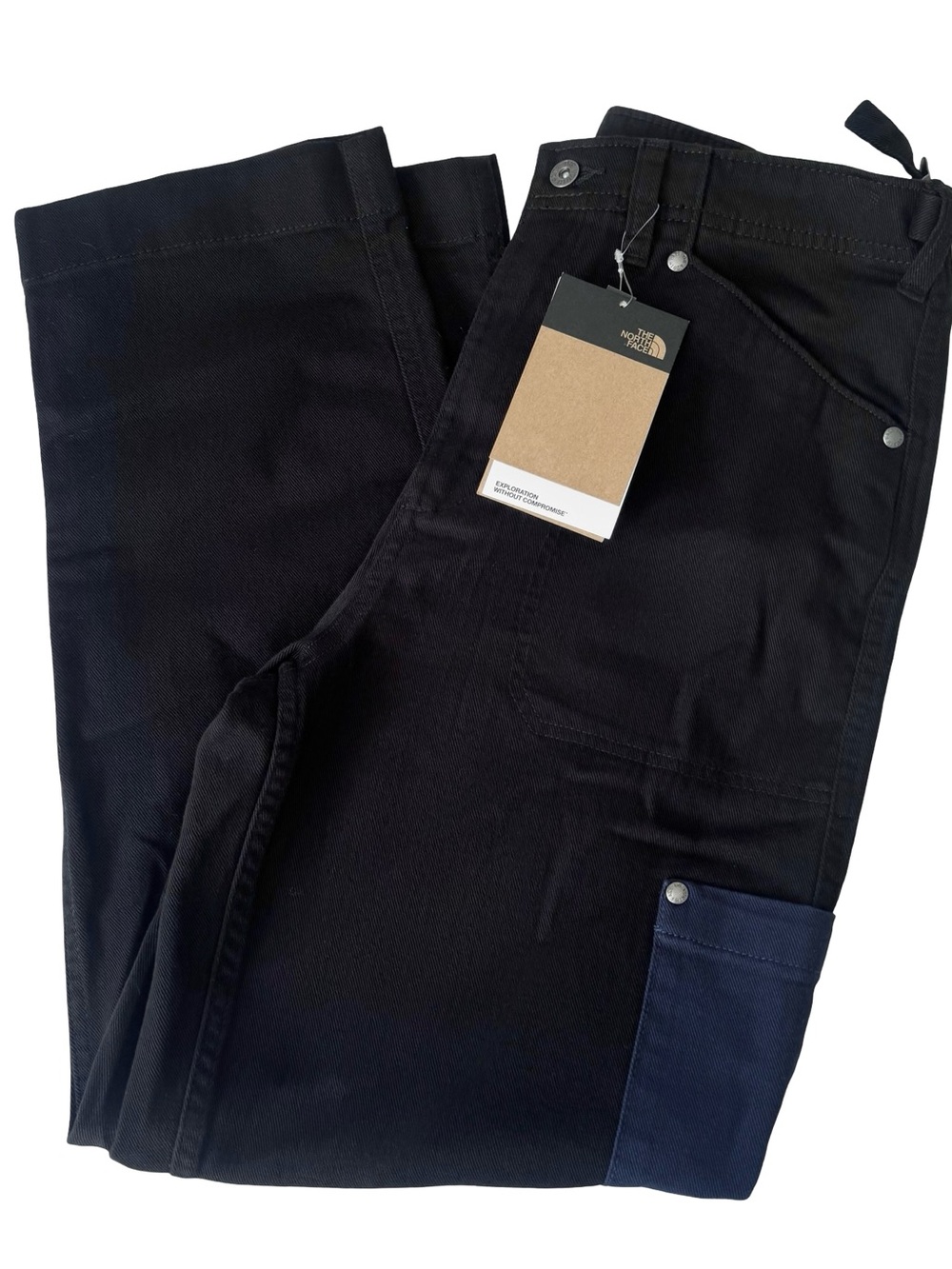 NWT North Face Women’s Black/Navy Field Cargo Pants Straight Leg Size 8